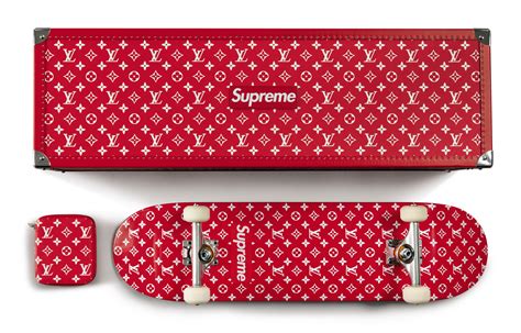 portacarte louis vuitton x supreme